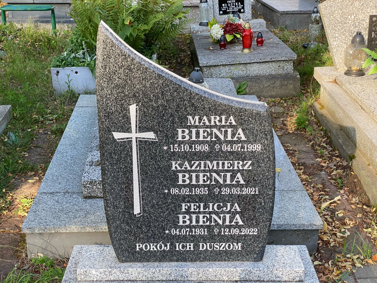 Grób Kazimierz Bienia