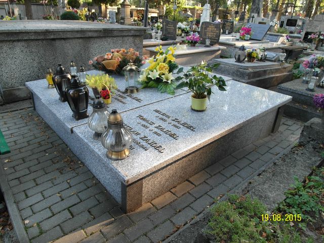 Grób Edward Zajdel