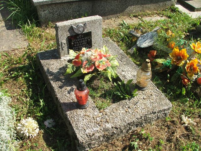 Grób Władzio Stasiowski