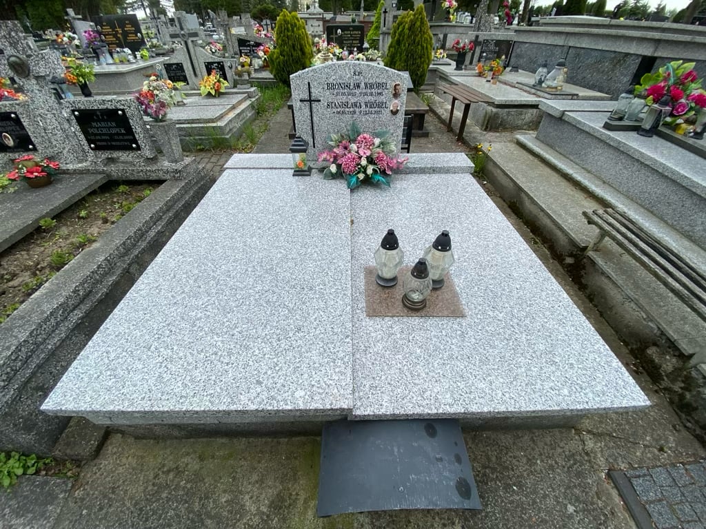 Grób Bronisław Wróbel