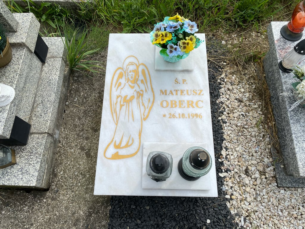 Grób Mateusz Oberc