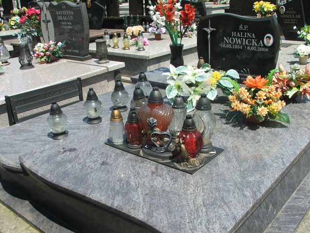 Grób Halina Nowicka