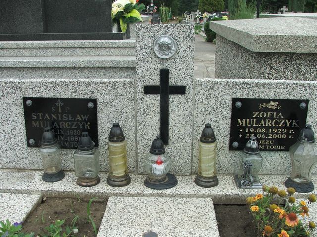 Grób Stanisław Mularczyk