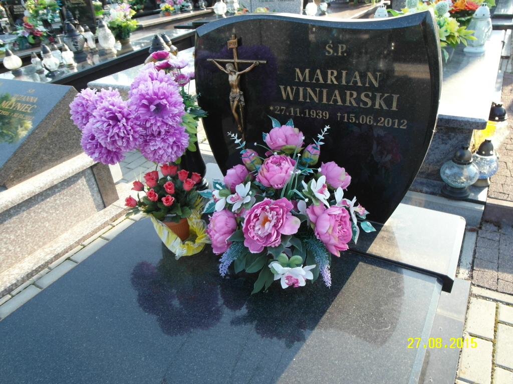 Grób Marian Winiarski