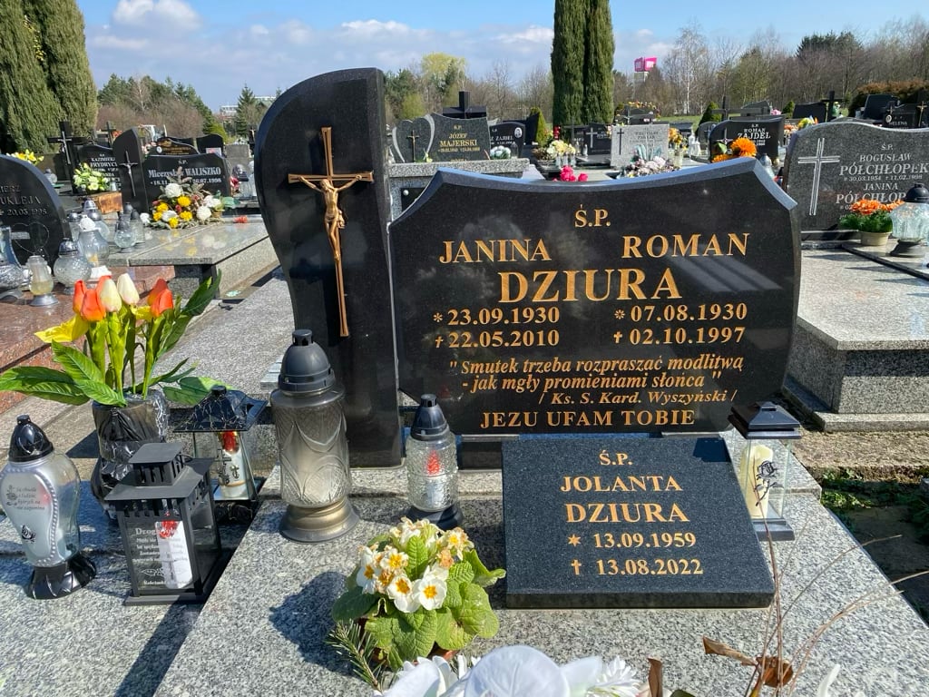 Grób Roman Dziura