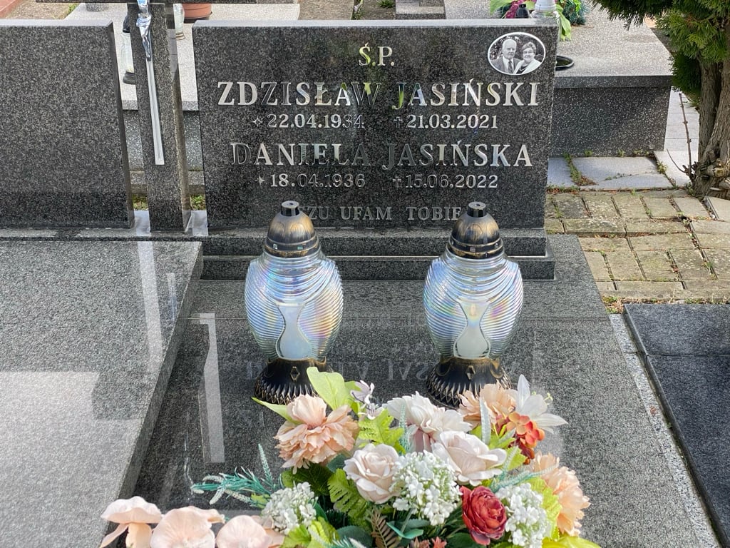 Grób Daniela Jasińska
